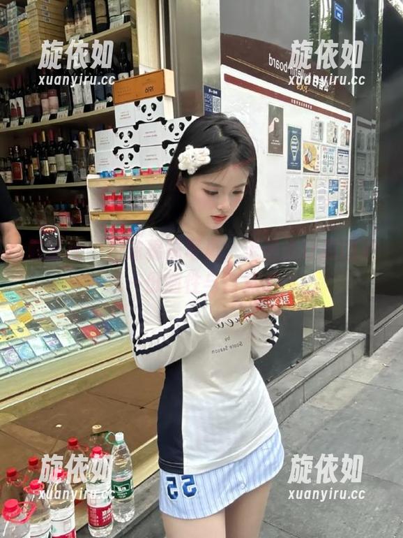 魅妍社 - 白沫棉袜写真，无圣光让原图更添一份随性与自然.txt