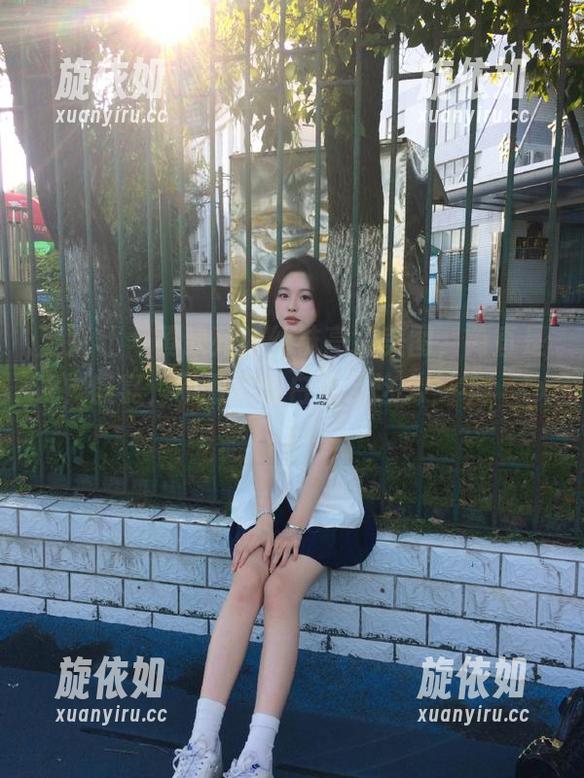 魅妍社 - 黄歆苑的丝袜高清美图，简直是视觉盛宴，不看真是白活了这么多年！.txt