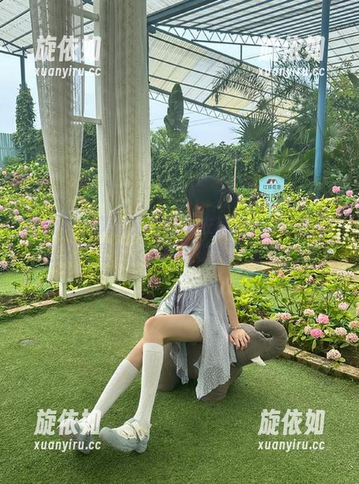 魅妍社 - 黄歆苑个性毛衣精选合集：让你在寒冬里也能感受到时尚与温暖.txt